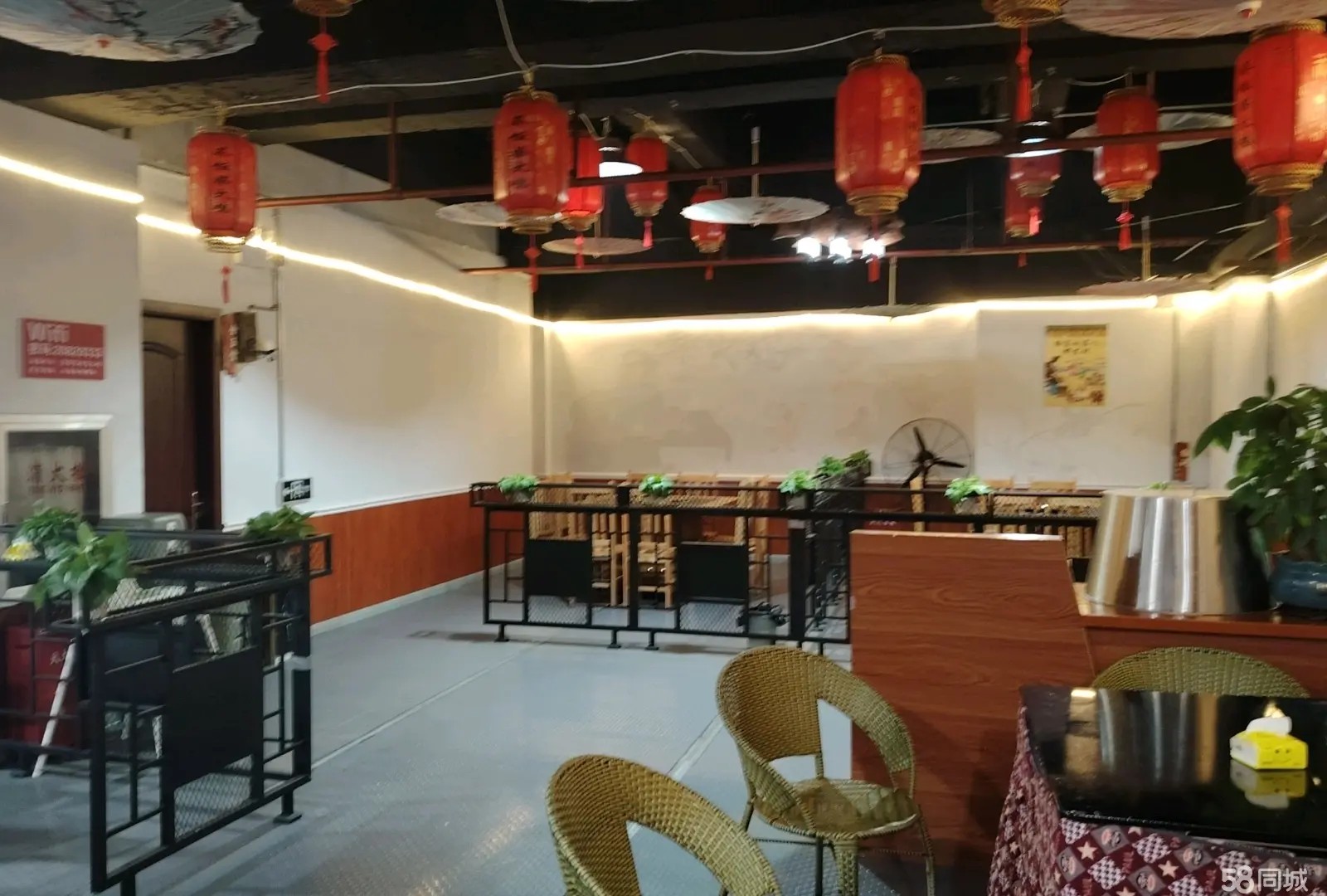 (转让)剑江路养饭柴火鸡，旺铺转让