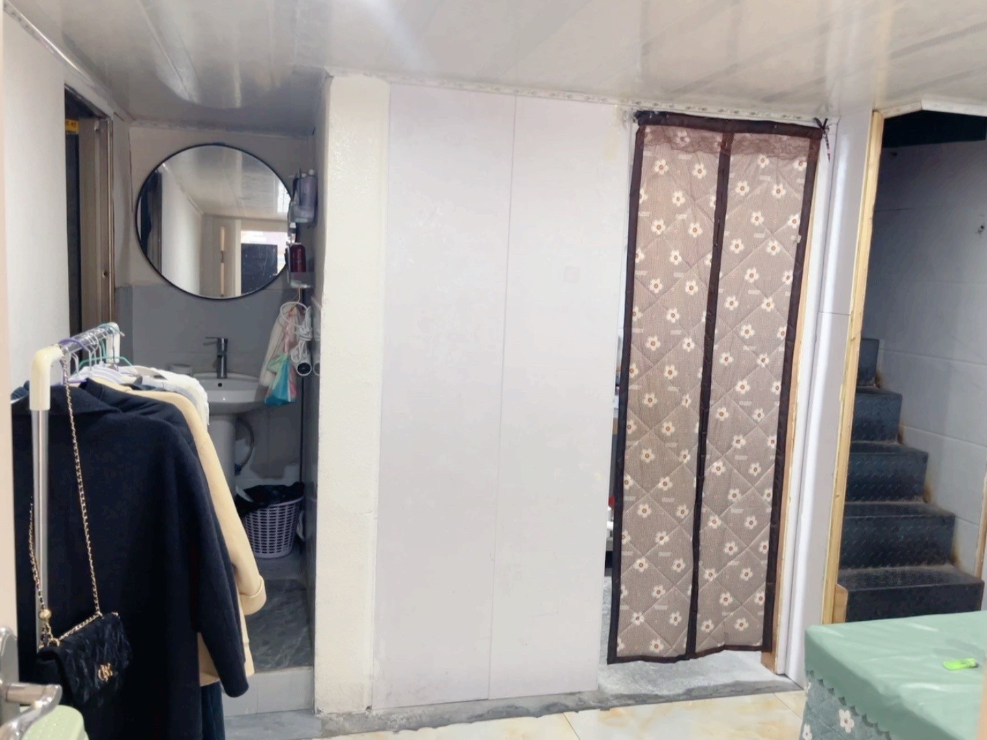仁怀罗家坝临街门面花店低价转让