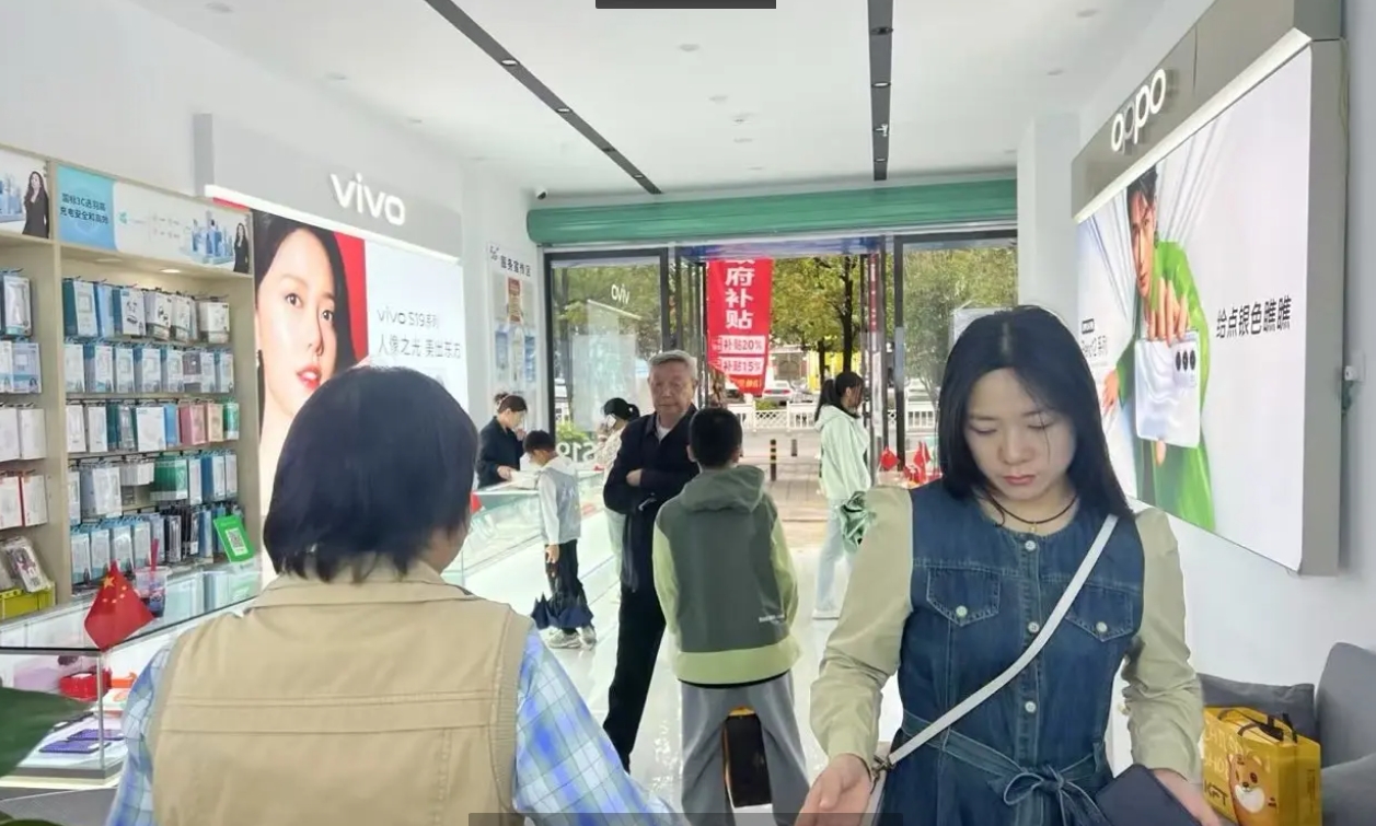 (转让)新装修门店，接收就。因本人怀孕无暇顾及。