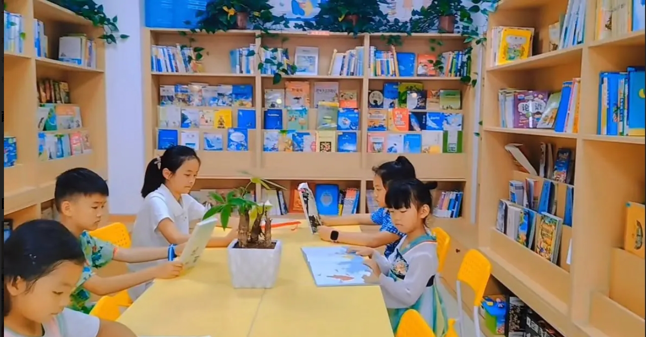 (转让)书店里的托管班培训学校