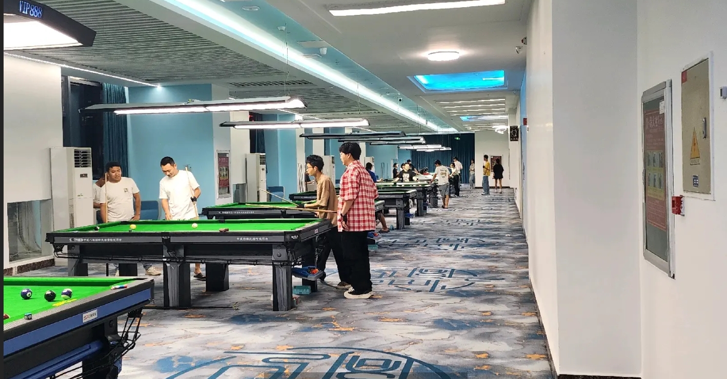 (转让)临君阁台球，接手即可经营，店内所有都为转让内容。非诚勿扰