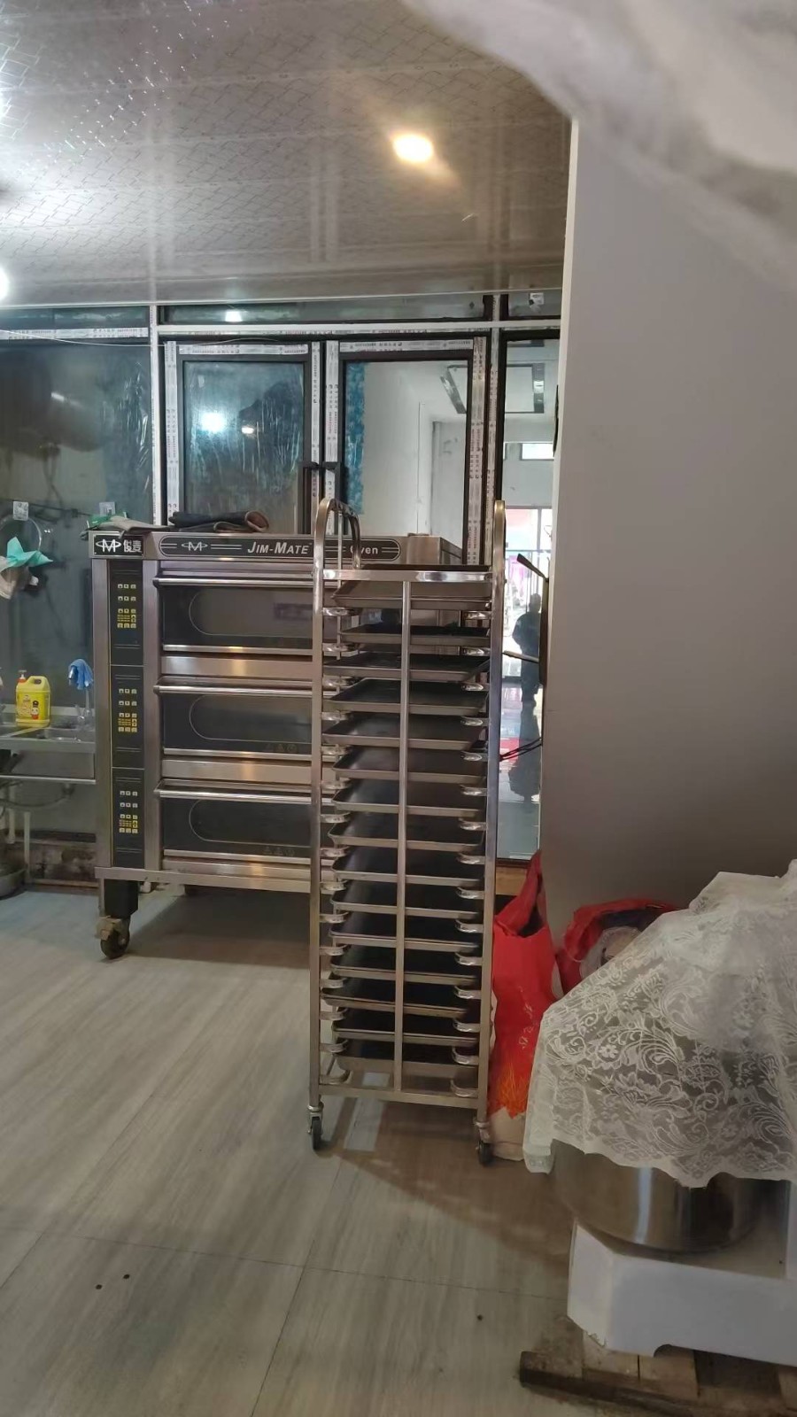 新浦美食街甜品店低价急转