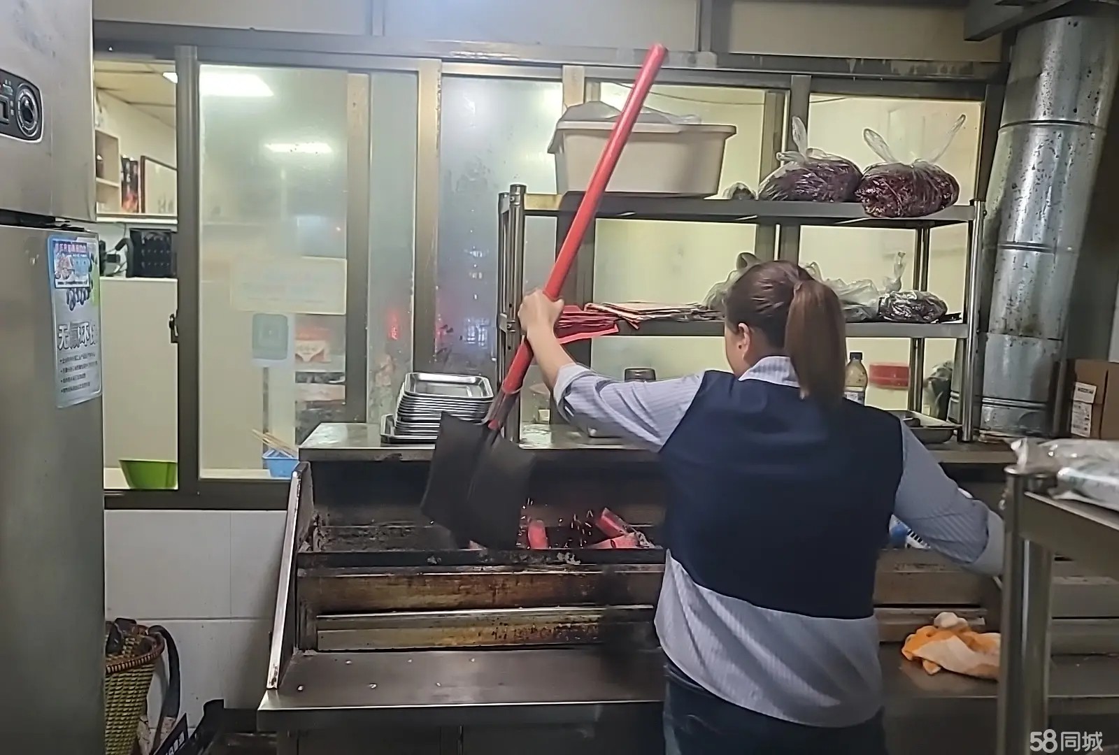 （转让烤鱼，烧烤店都可以，外面可以摆。
