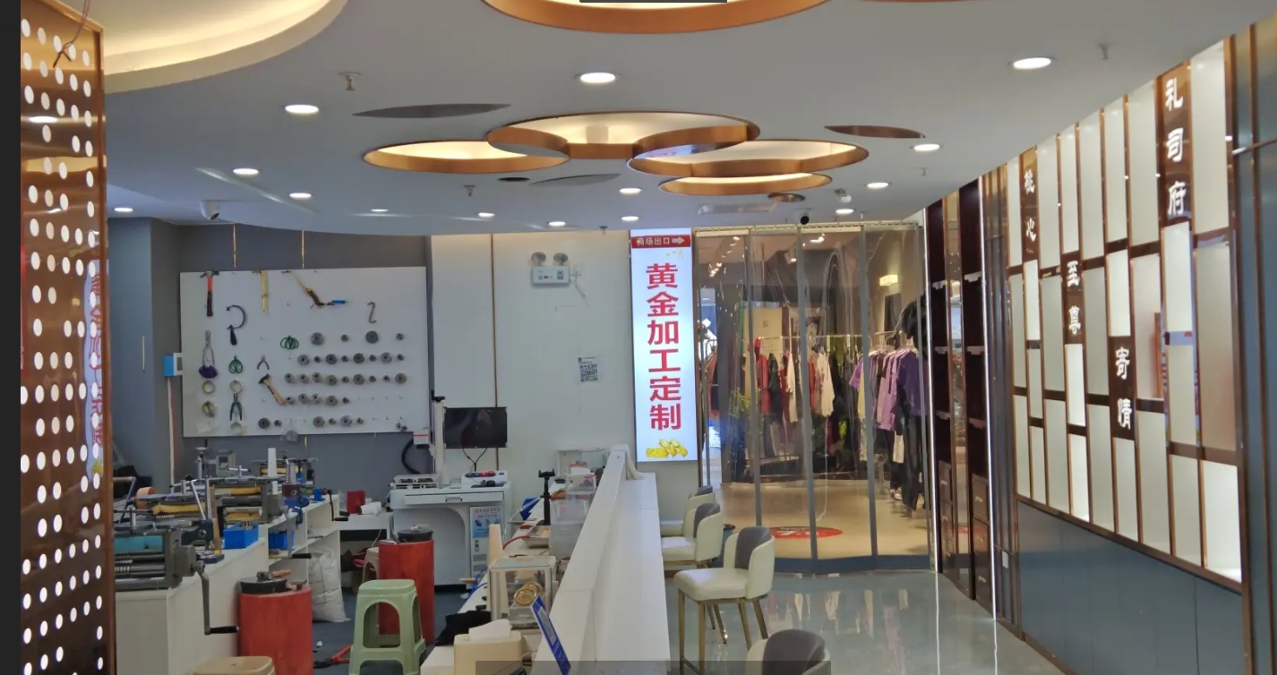 (转让)珠宝首饰门店铺设备完整齐全