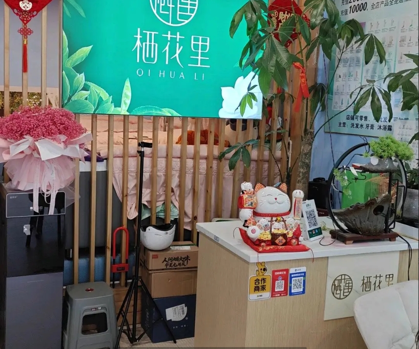 (转让)位置可以，人流量也不错