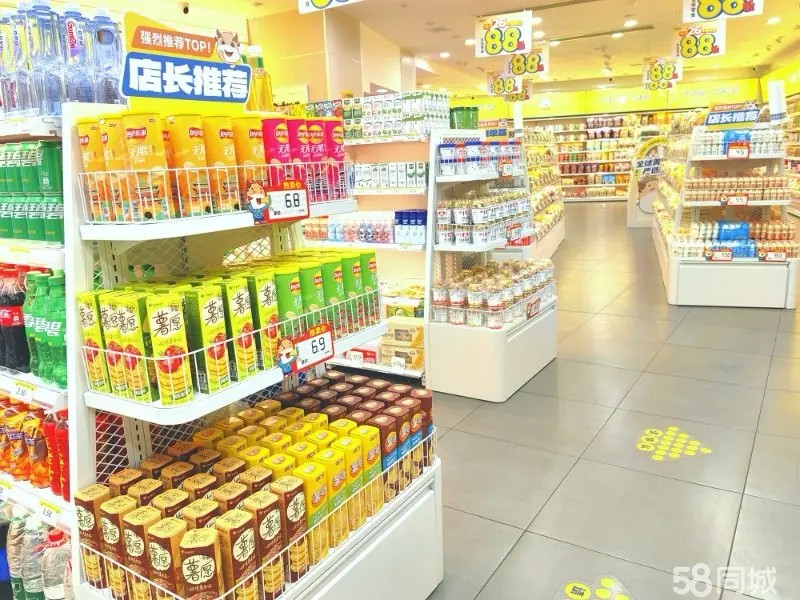 （转让）临街零食店，接手即可经营，周边多社区环绕