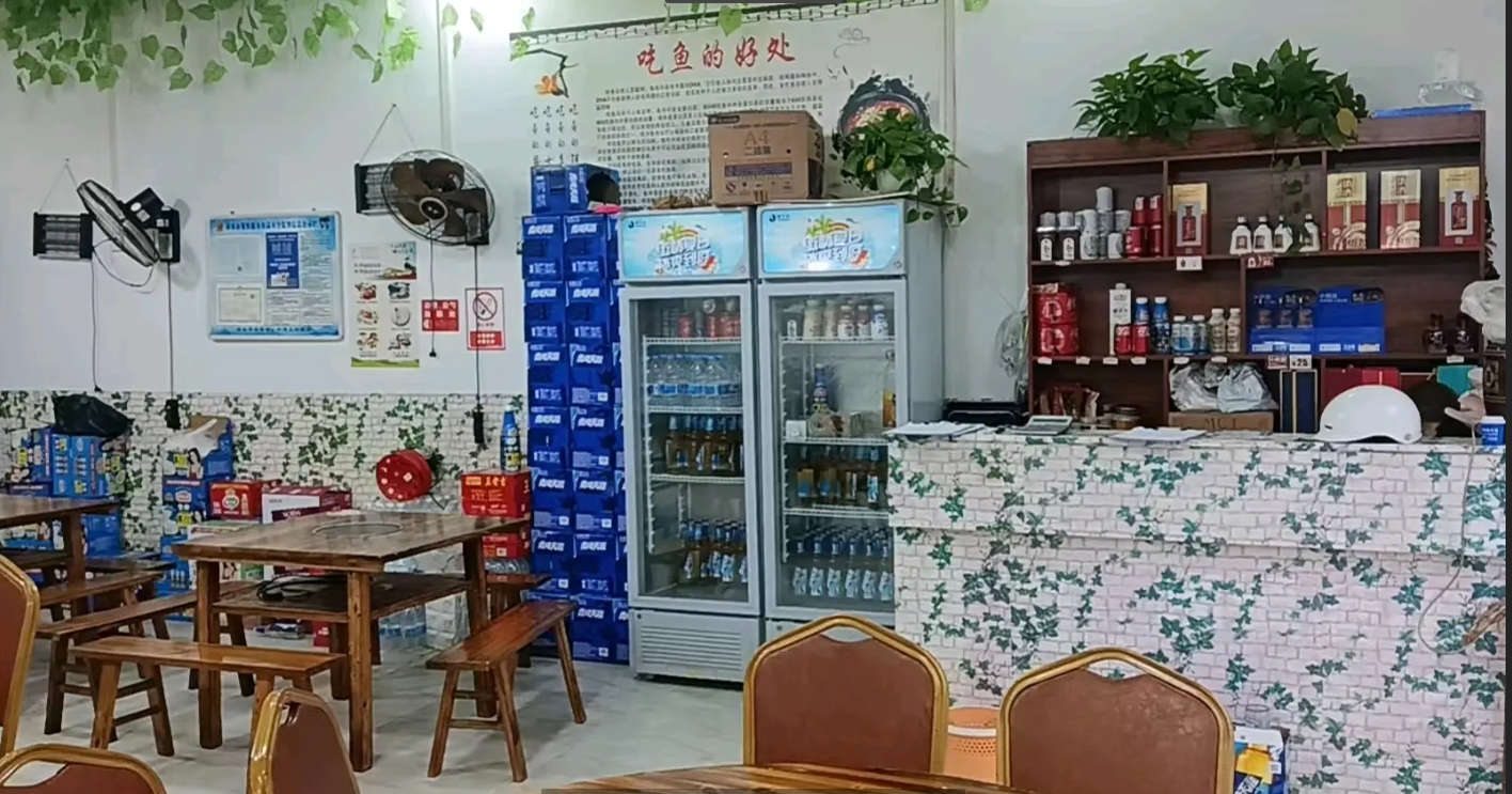 (转让)可做早餐，中餐，晚餐，夜宵，店内所有设备设施齐全，