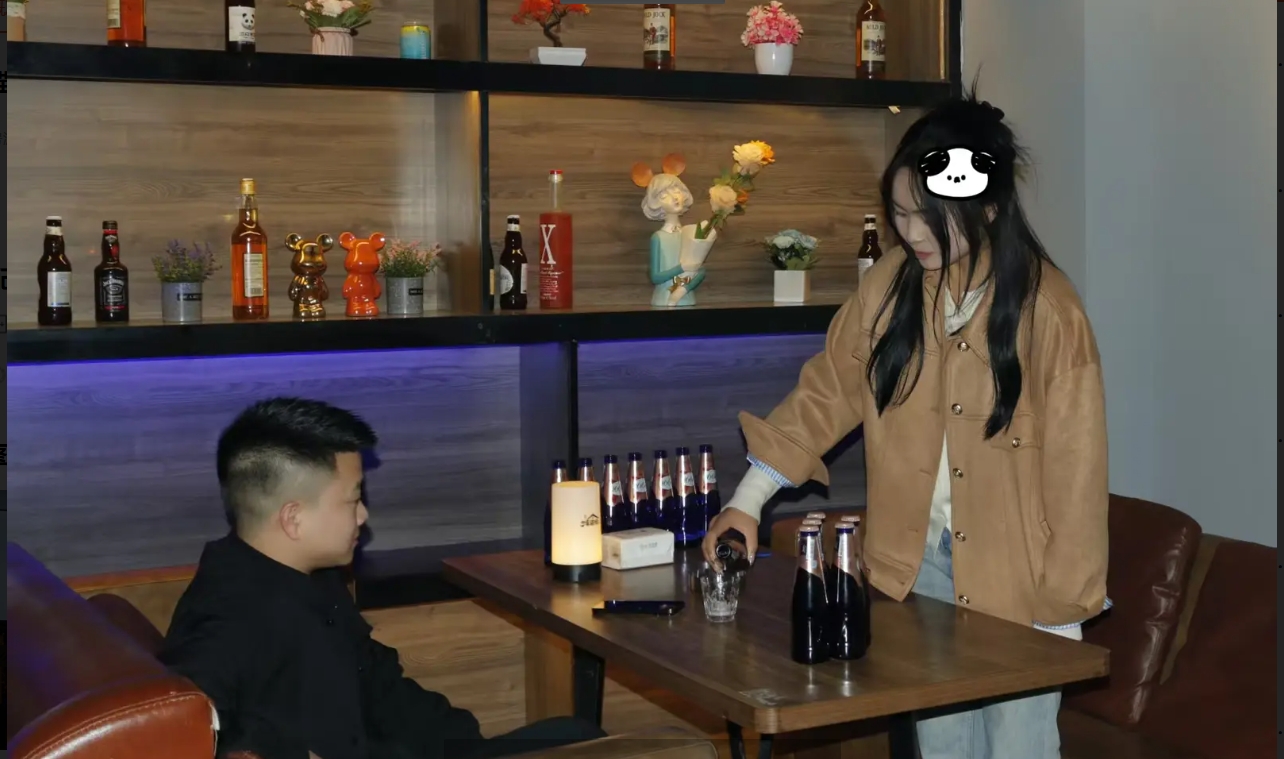 (转让)环境优雅温馨舒适，轻松自在安静的小清吧