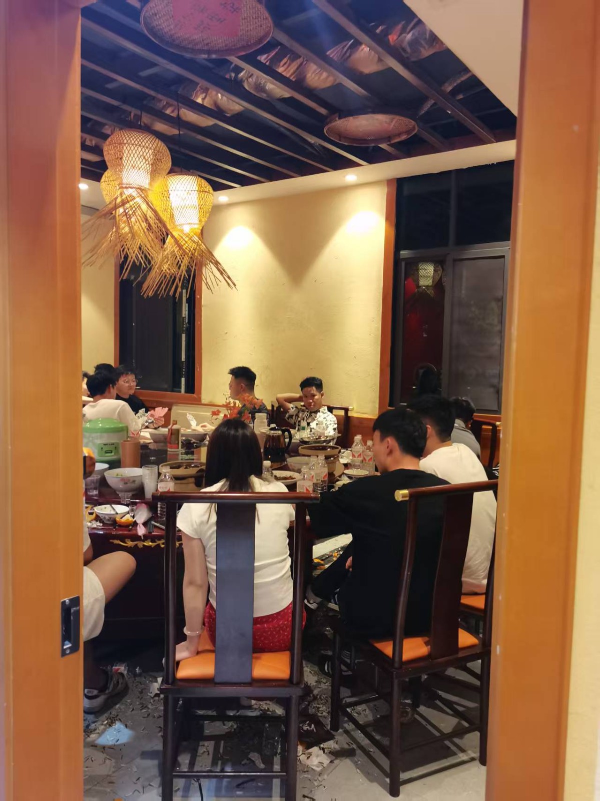 仁怀香榭后门大门头餐馆整体转让
