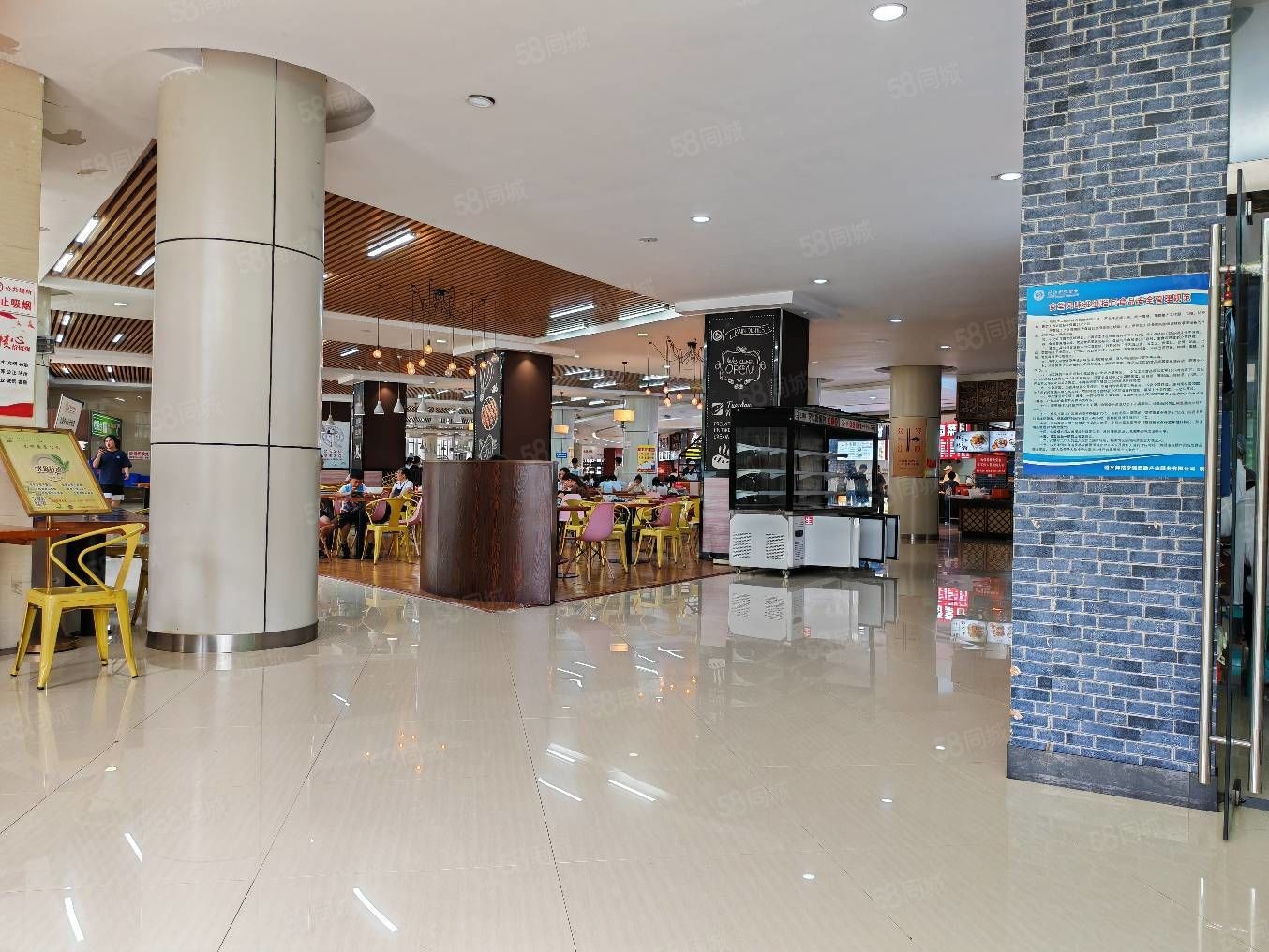 (转让)大学城校内饮品店整转，租金低，位置佳。