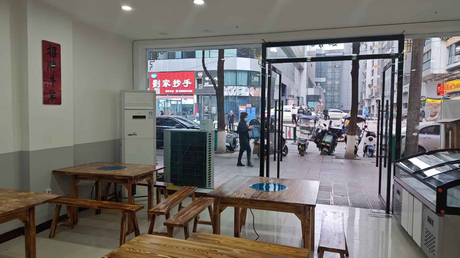 仁怀三转盘大门头火锅店整体转让