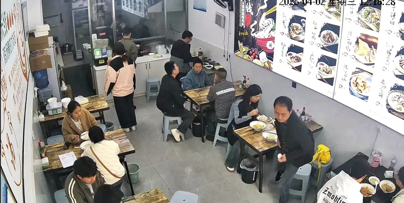 (转让)医学院正对面餐饮店铺