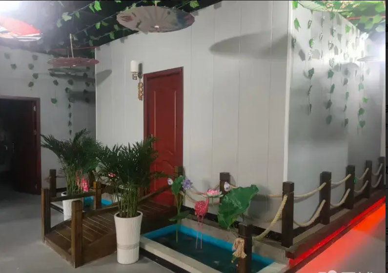 (转让)希望城一期时代广场旁临湖商铺出租，上下两层可分租