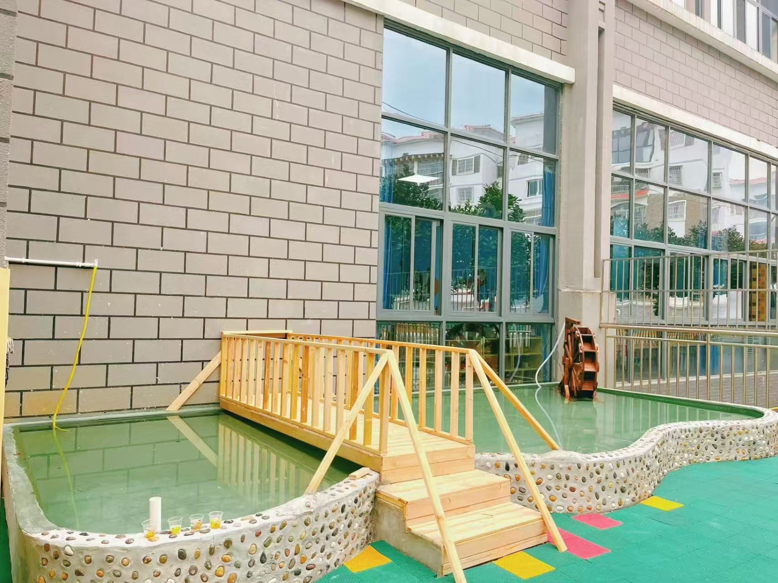 遵义独栋幼儿园带证整体打包转让