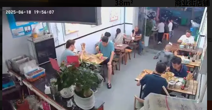 (转让)人流量大，地理位置很好，老板人很好!