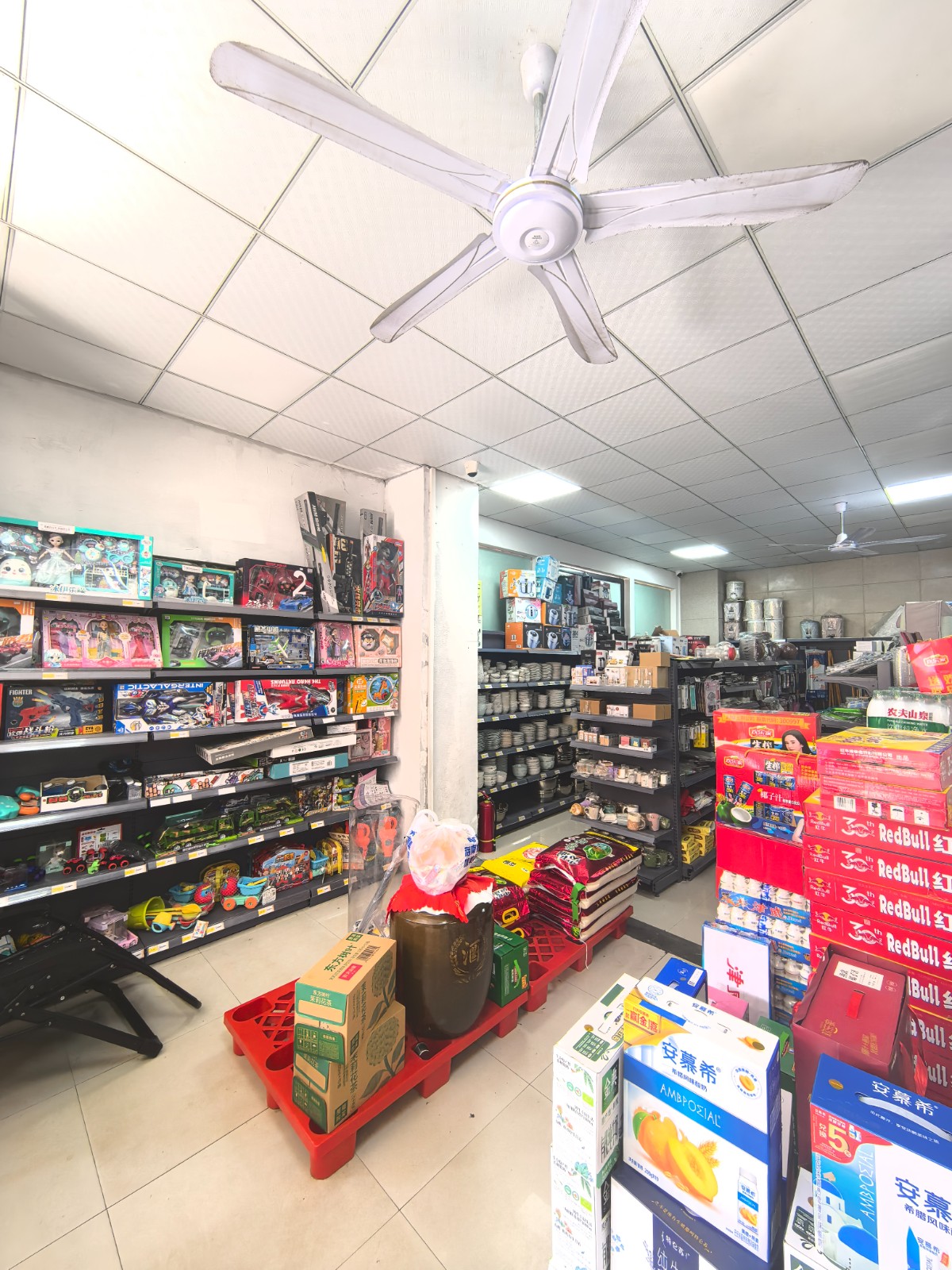 仁怀罗家坝小区门口超市转让带烟证