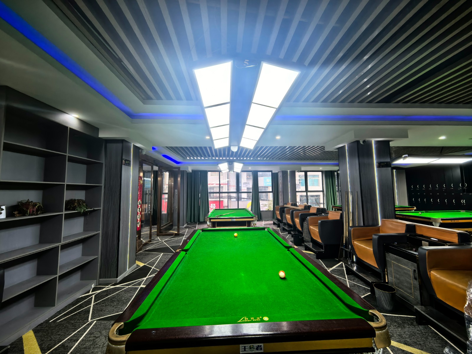 仁怀符阳路285号 台球室转让（其他行业可出租）