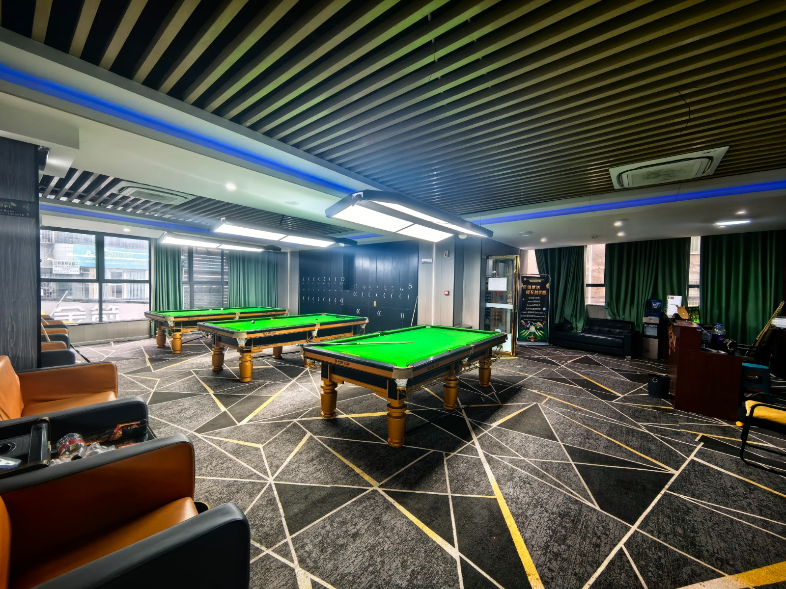 仁怀符阳路285号 台球室转让（其他行业可出租）