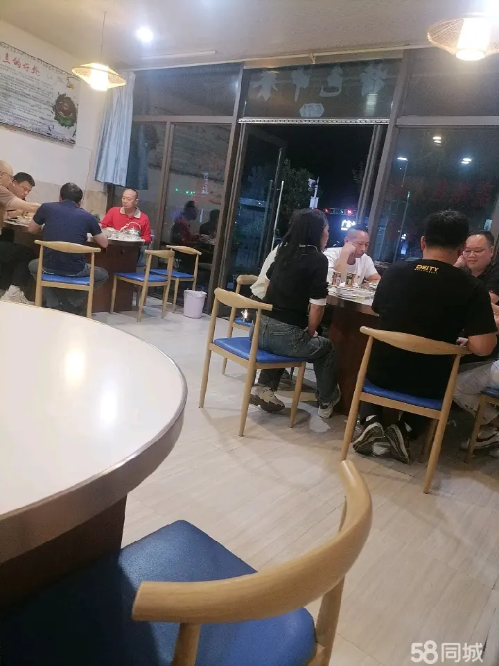 (转让)鲁班大道天汇商业街7年鱼火锅店转让