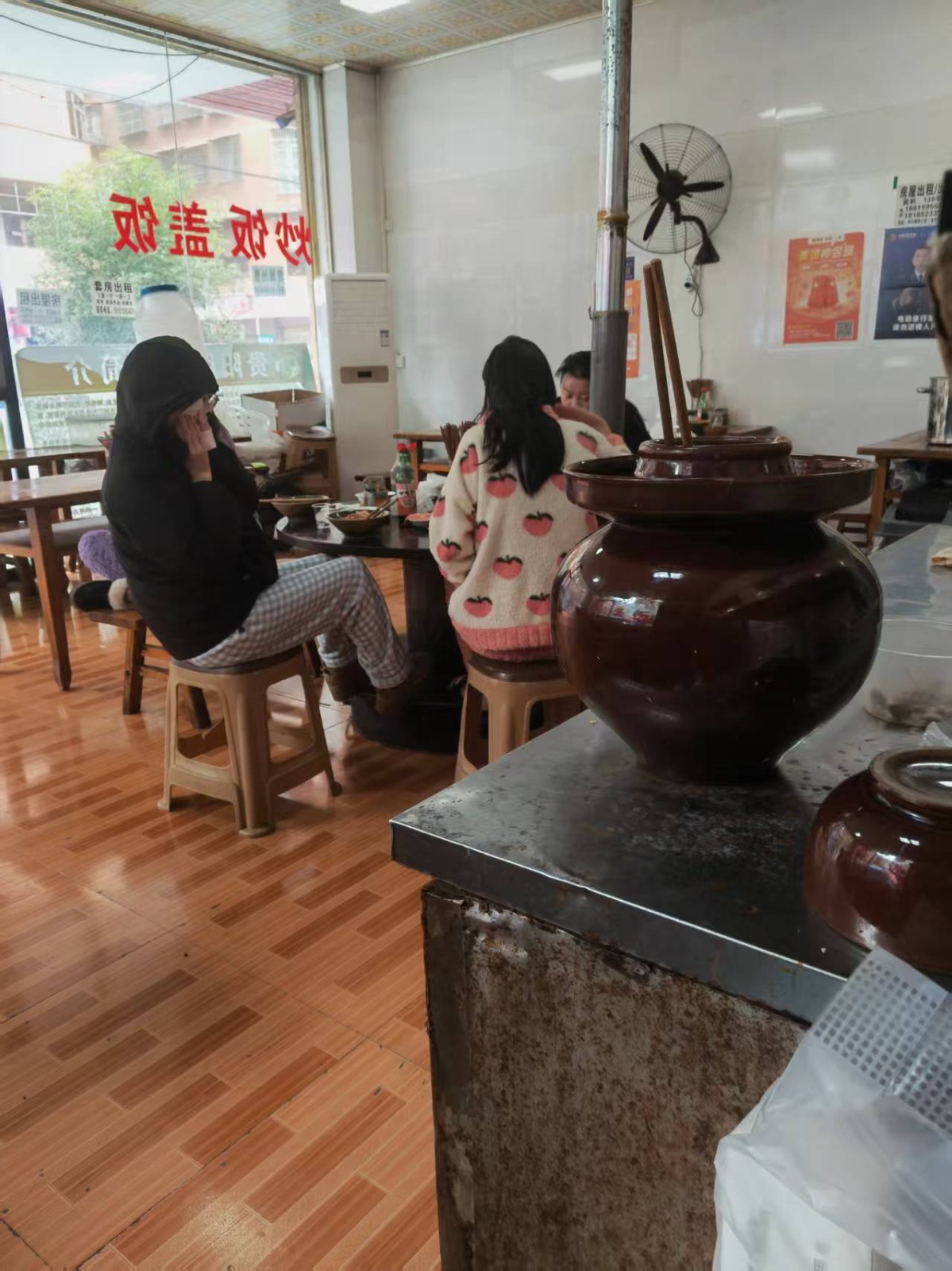 仁怀水口人民医院后门临街门店转租（无转让费）