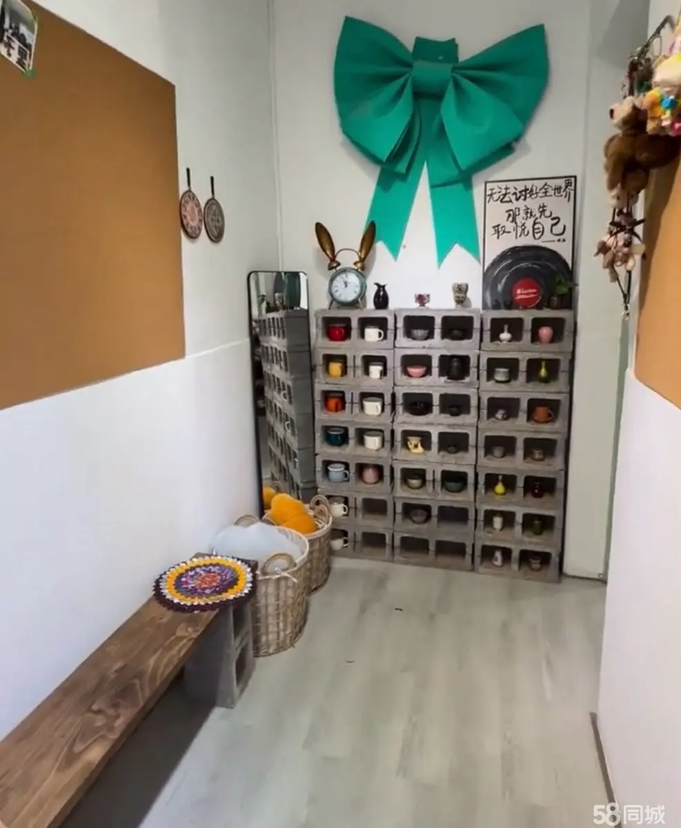 （转让）位与上海路转苏州路路口杂货铺工作室，有悦翠城周边成熟商圈