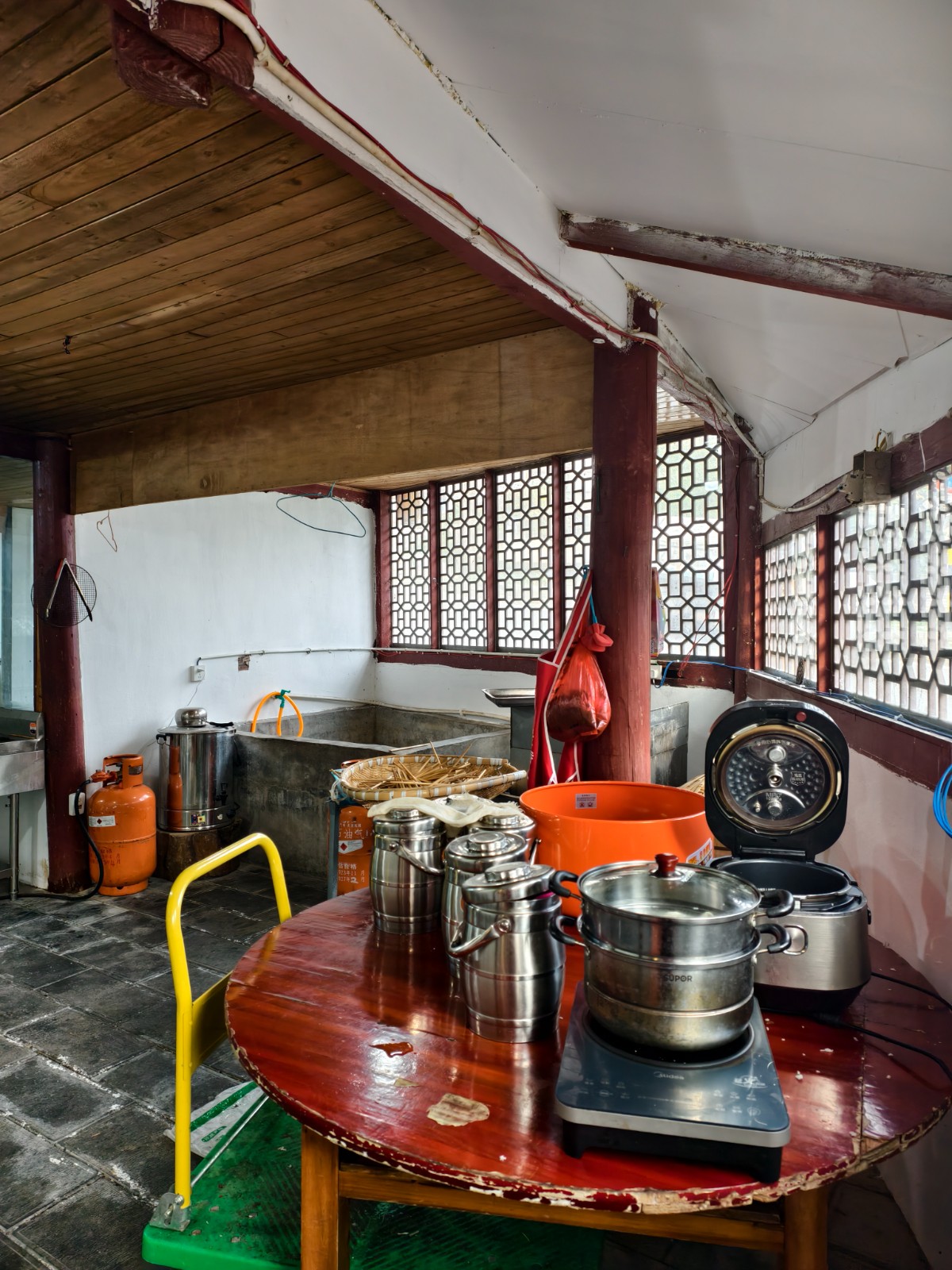 汇川区高桥经营十年私房菜转让