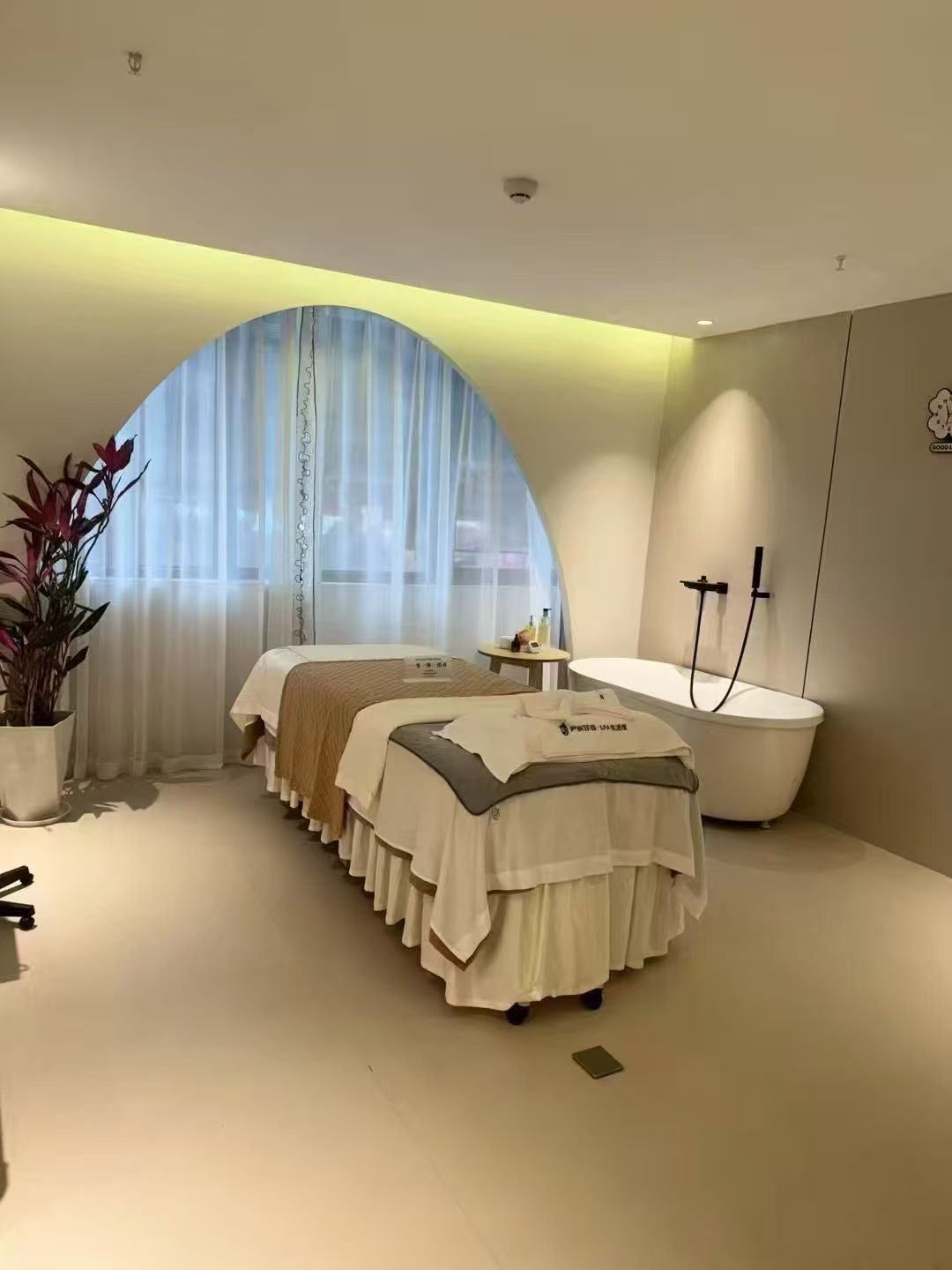 仁怀国酒城二期美容院转让