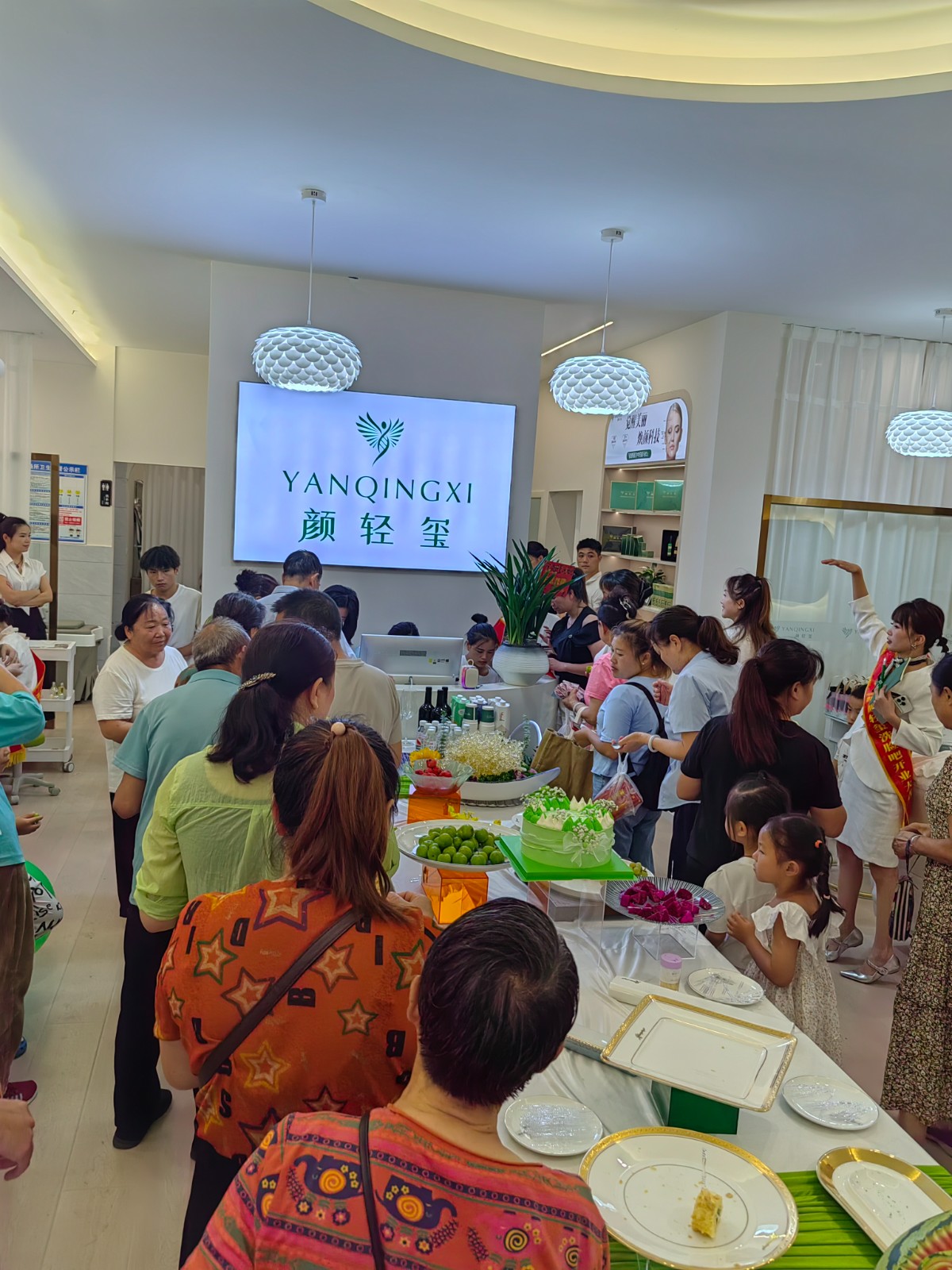 南白兴茂财富美容美容店带客源整体转让