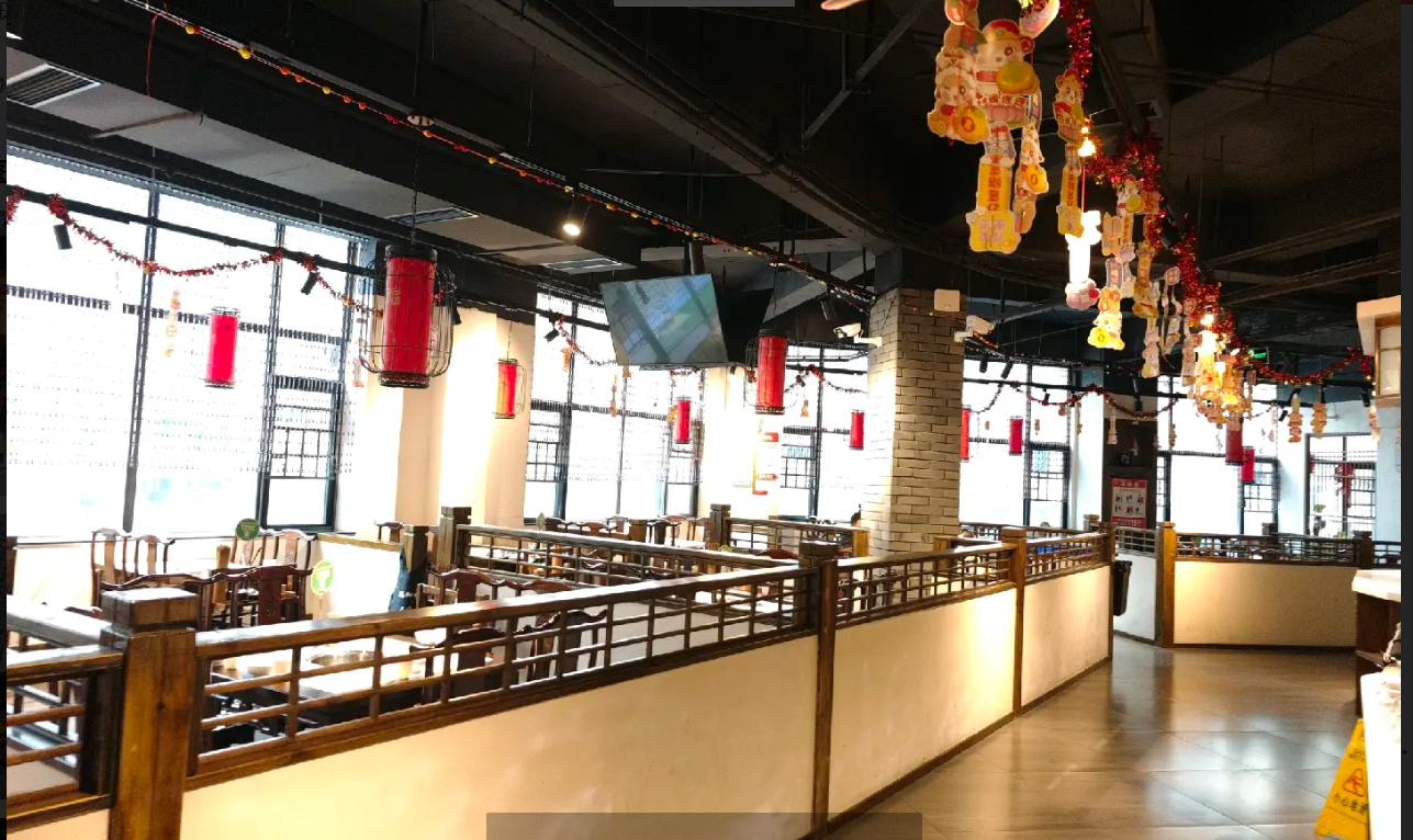 (转让)房子有500平米，景湖公园二期二楼。