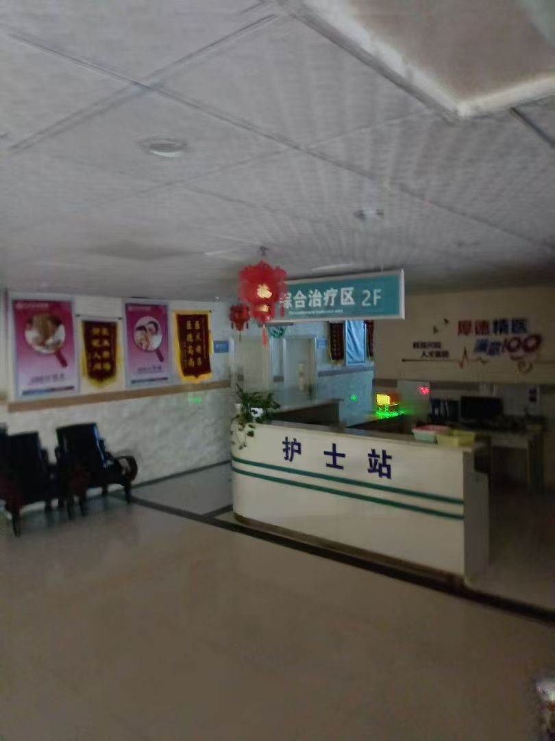 仁怀三转盘十字路口旁独栋门面出租