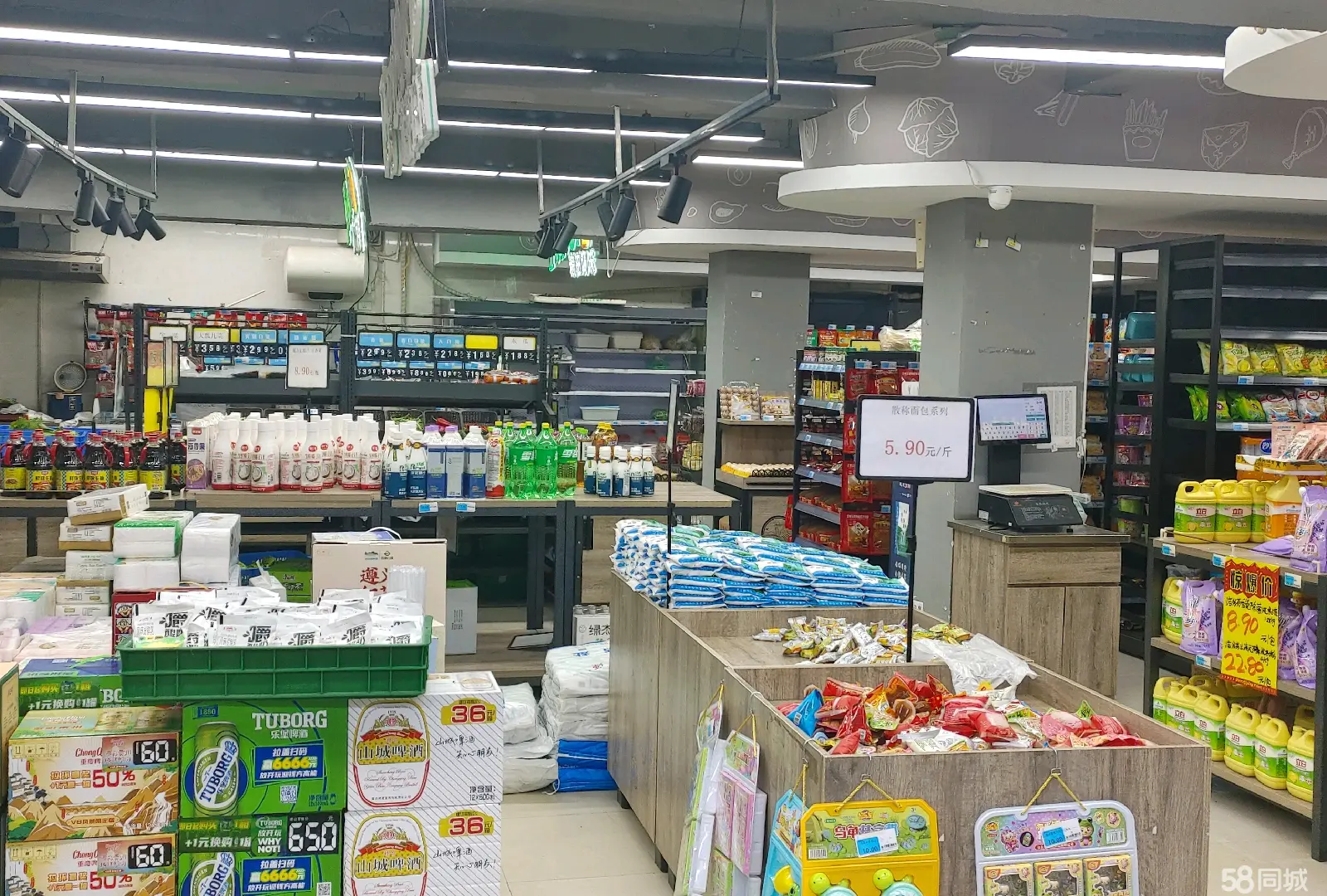 （转让）地理好.三叉路口小区密集-设施齐全.铺货直接经营