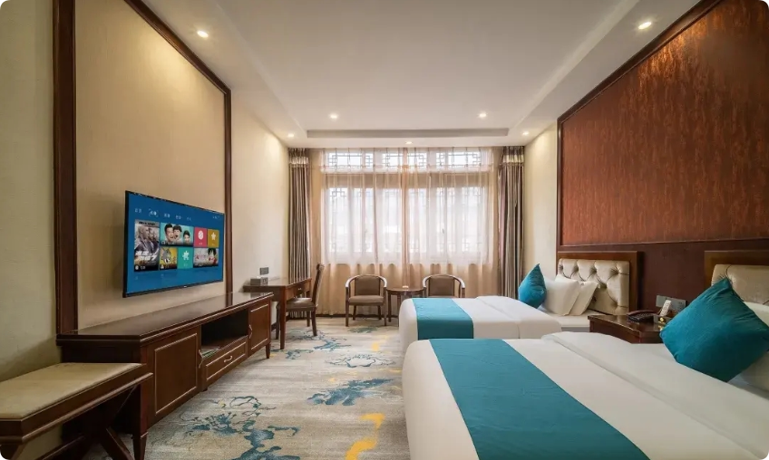 茅台镇新厂大门酱王大酒店转让