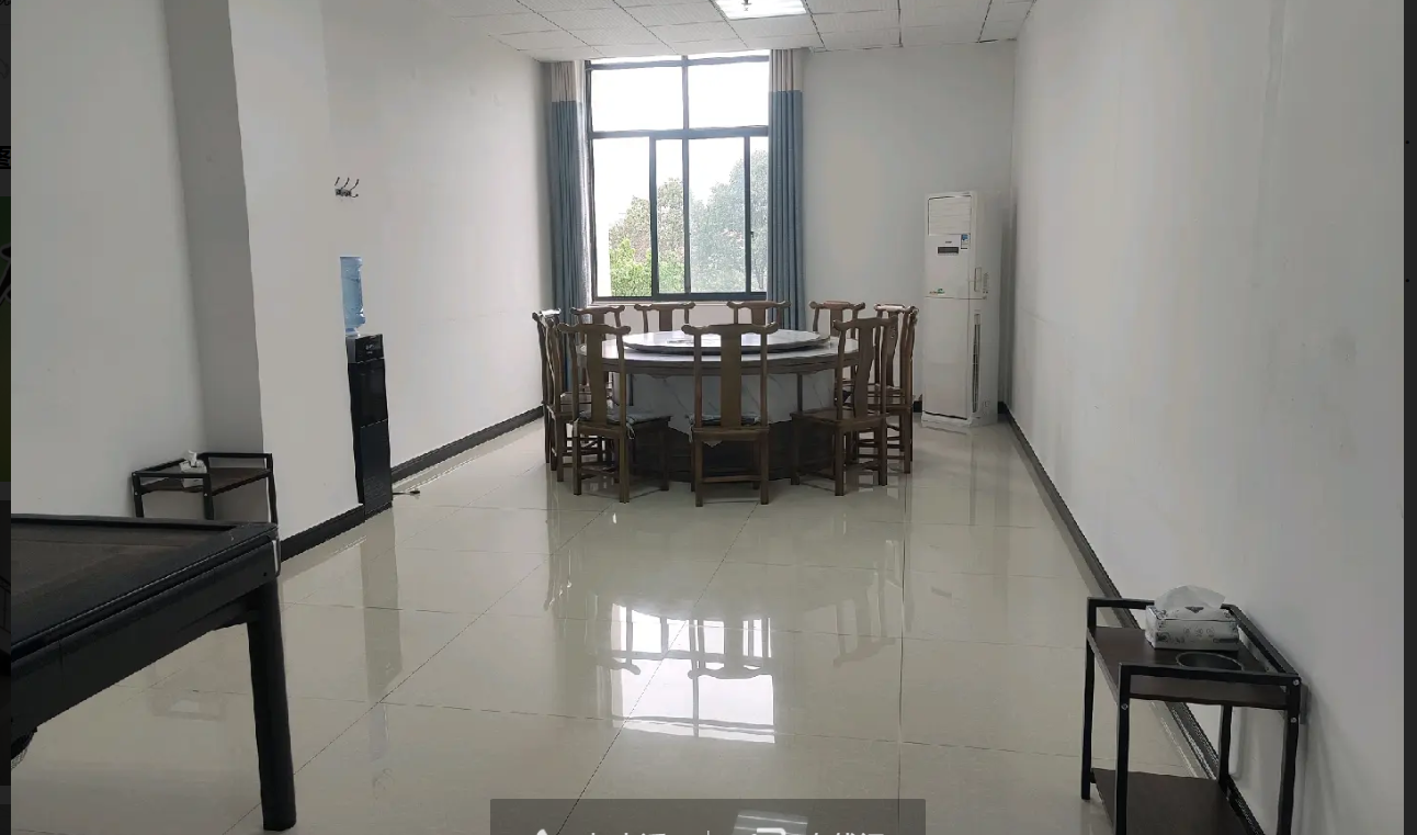 (转让)临街门面，位置集中，人流量大