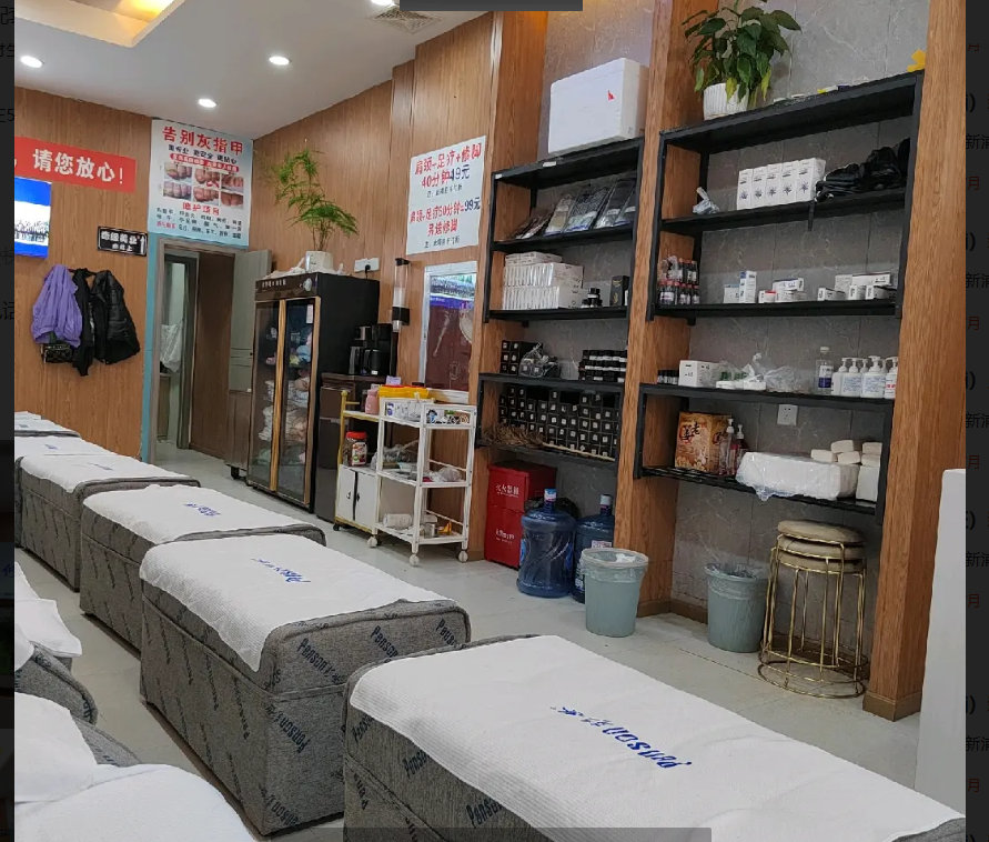 (转让)东区56栋住房，正面位于正大门位置。