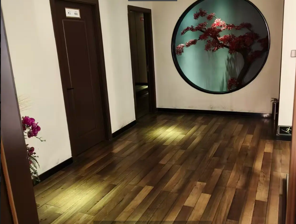 (转让)汇川区昆明路营业中采耳店，装修完善，客源稳定