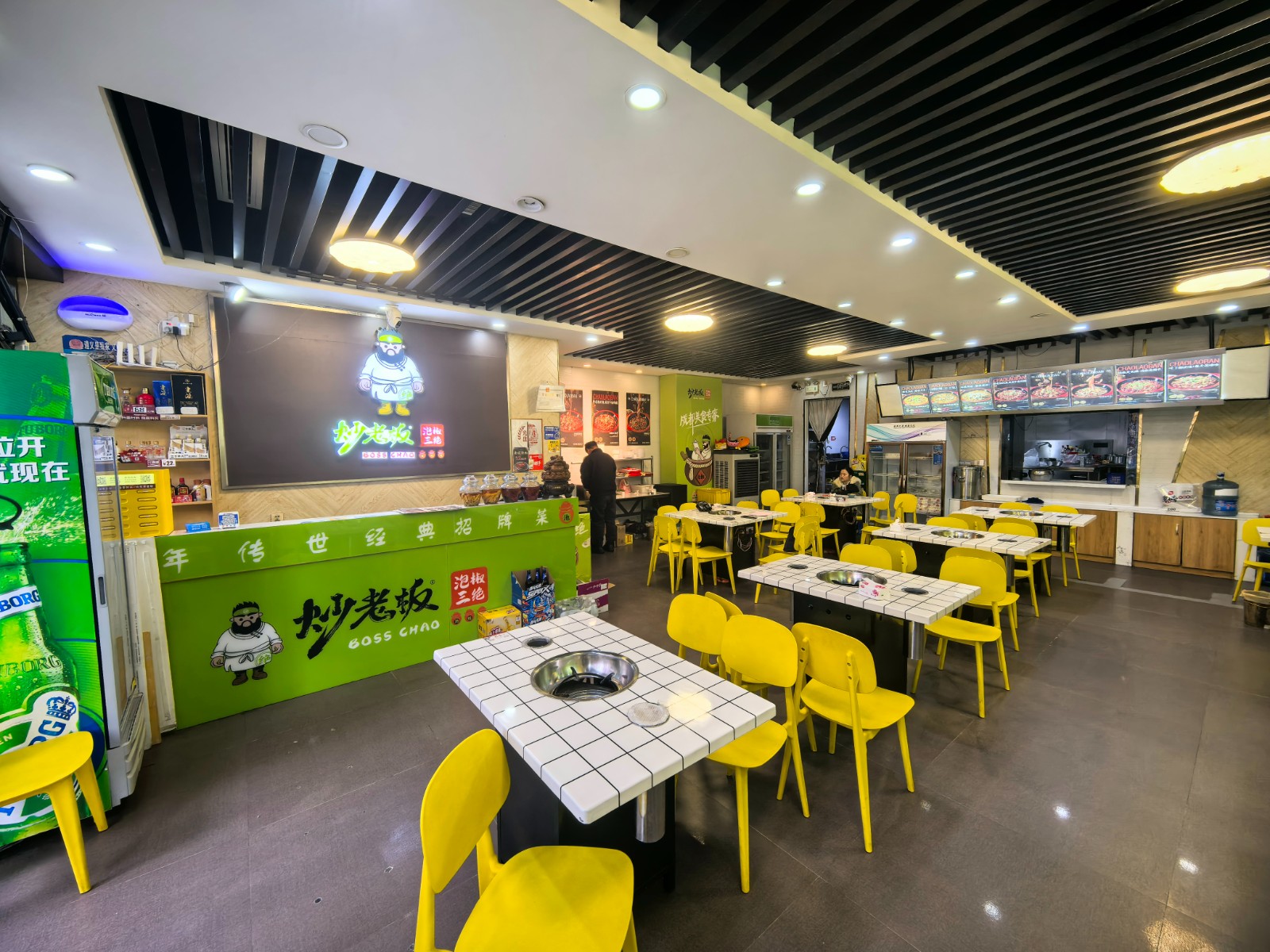 遵义医学院对面餐饮店转让