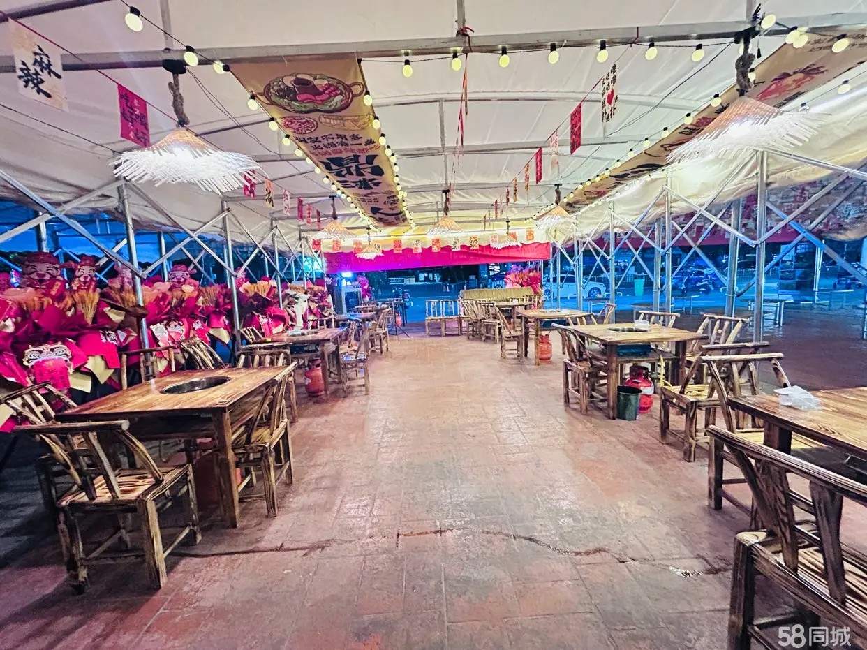  （转让）东都金麟府火锅店转让，接手可经营，外摆区域100平左右，