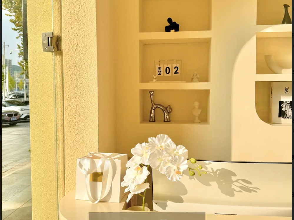 (转让)共两层，目前只装修了一层