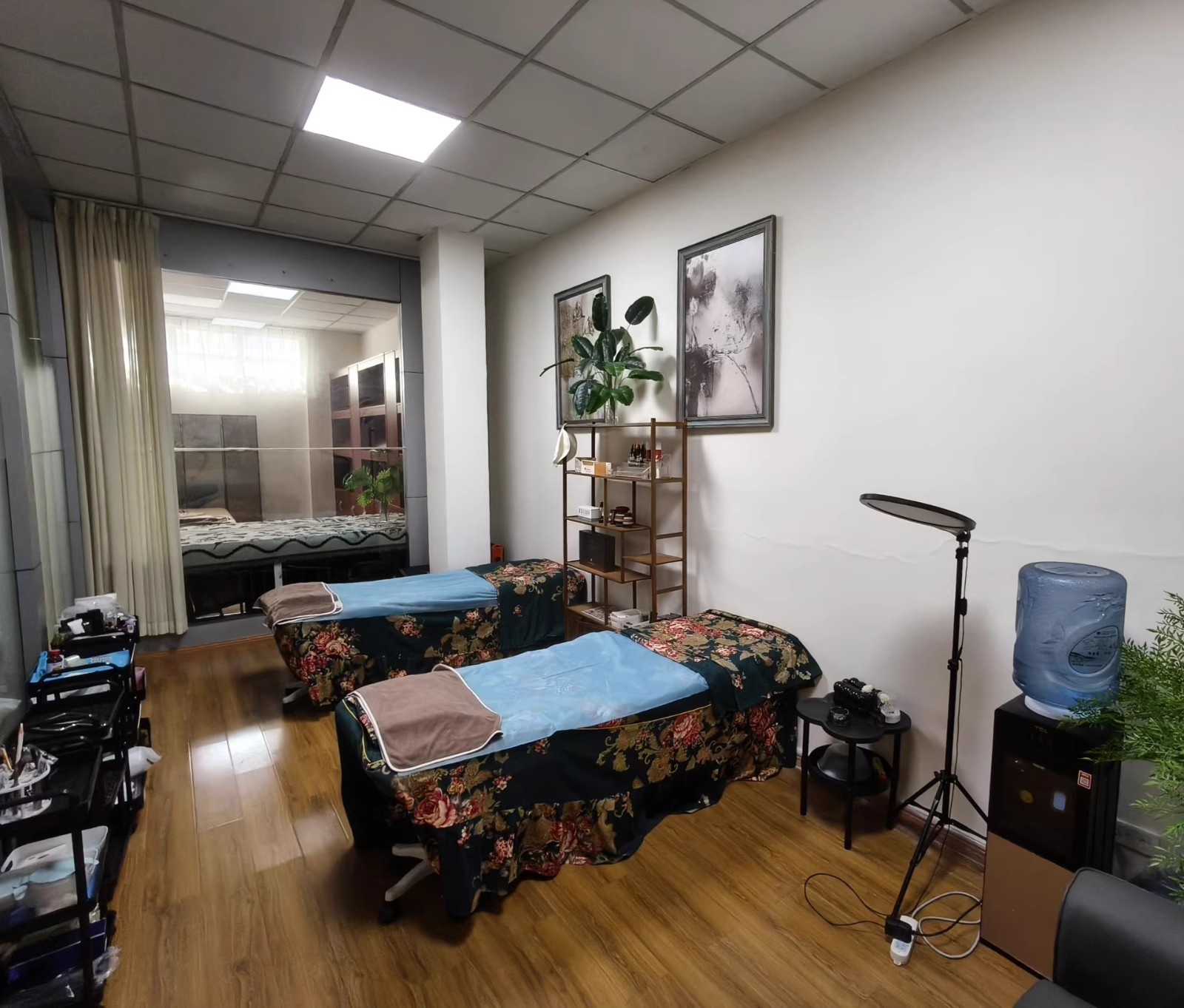 万福桥美容院转让