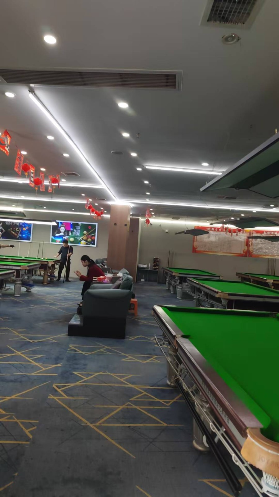 仁怀商业中心地段休闲咖啡厅整体转让