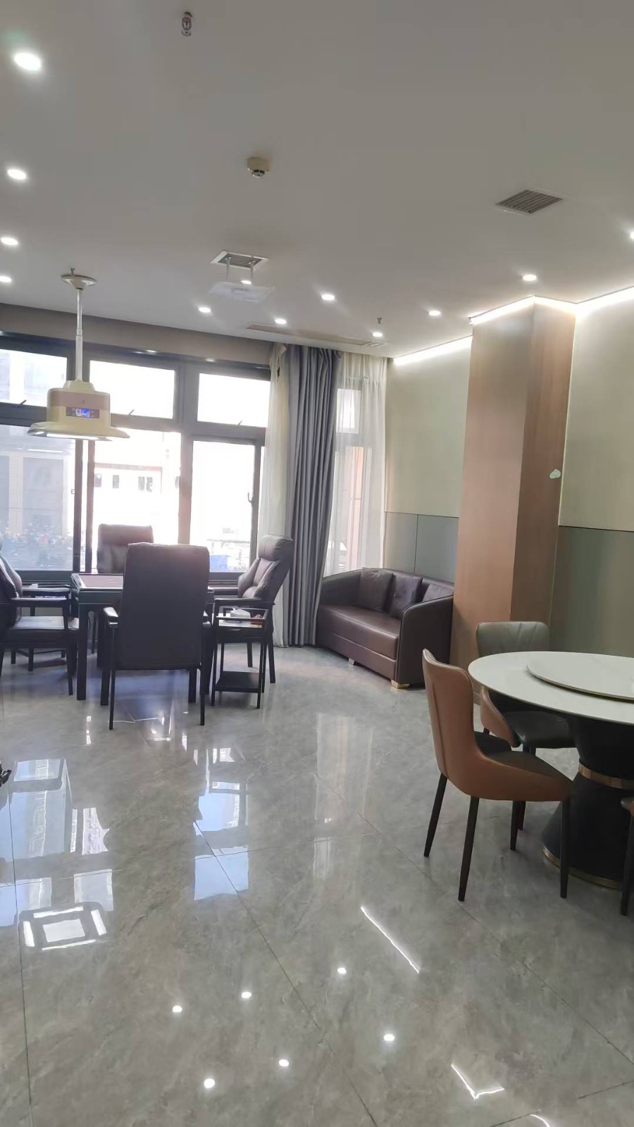 仁怀商业中心地段休闲咖啡厅整体转让