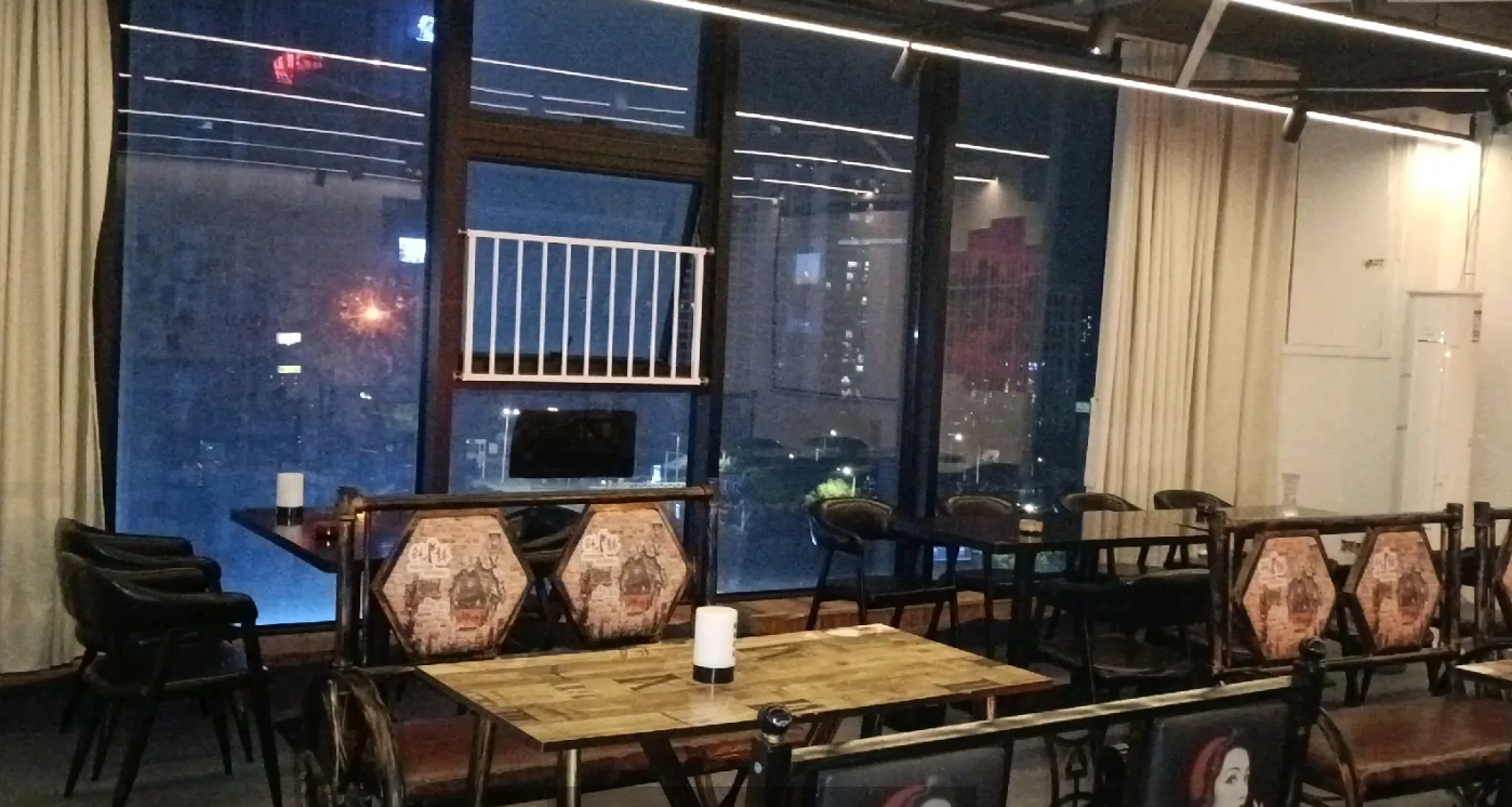 (转让)学生多，聚会多，情侣多