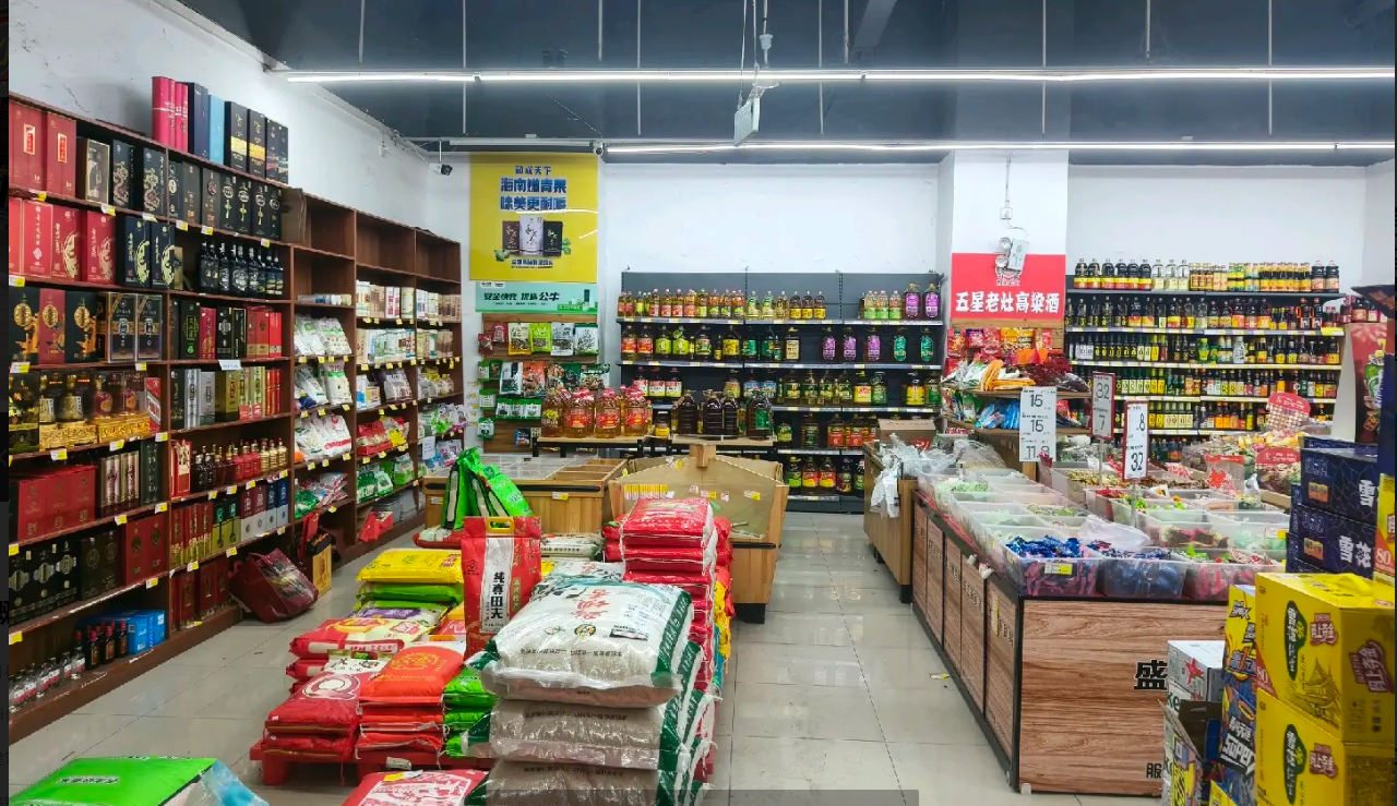 (转让)旺铺超市转让，没人打理，现低价转让