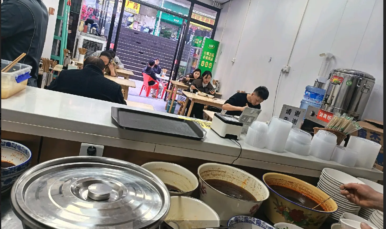 (转让)时代天街豆花面馆转让