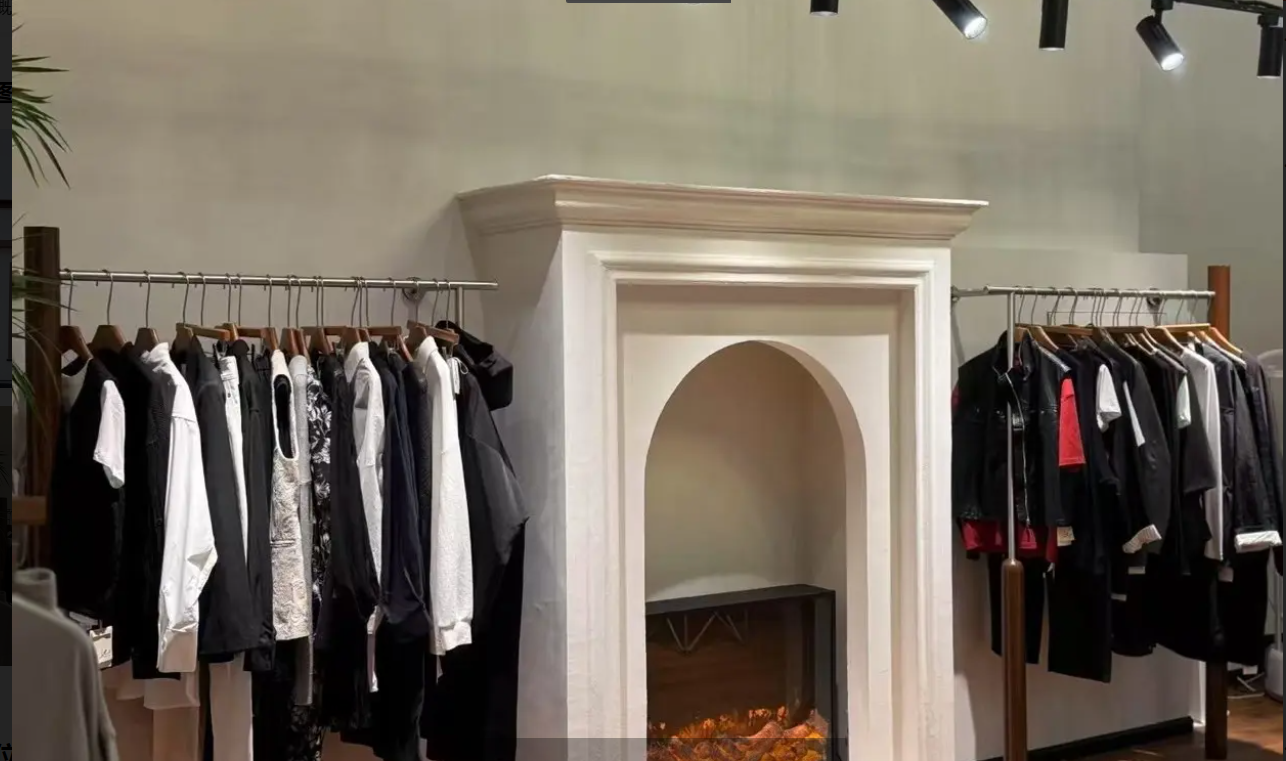 (转让)装修高档门面敞亮空间较大