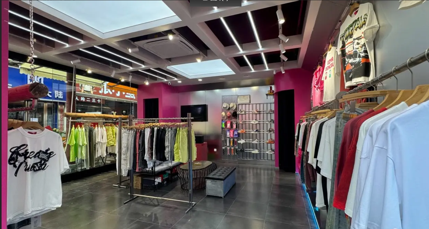 (转让)低价急转，7月全新装修，9年老店，客源稳定，接手即可经营