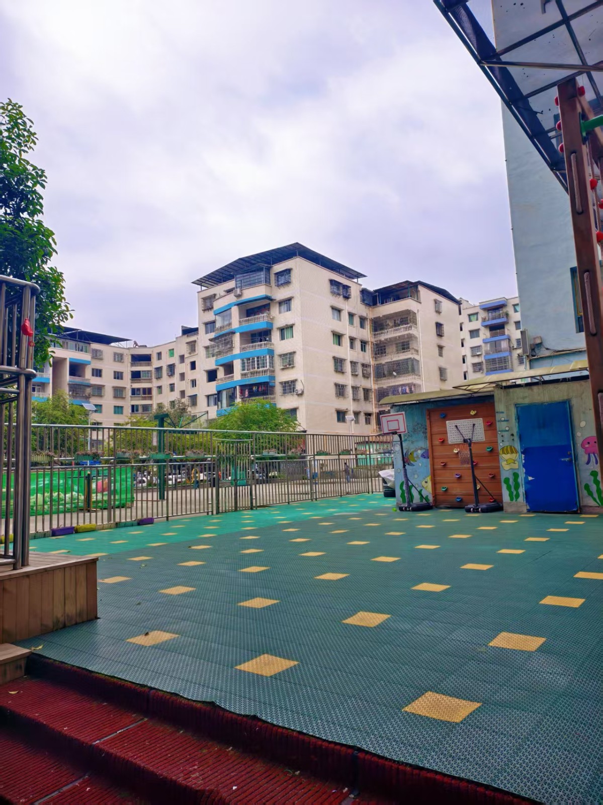 独栋建筑幼儿园一千多平方带生源转让