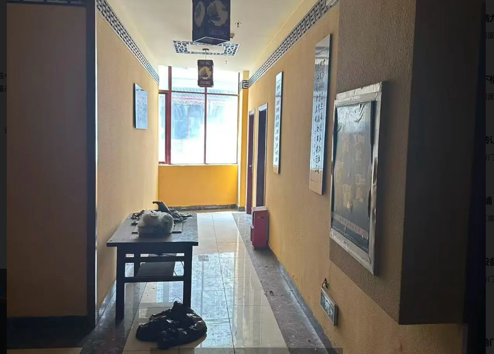 (转让)出租正安县中医院对面二楼门面，适合酒店民宿足浴，欢迎来电。