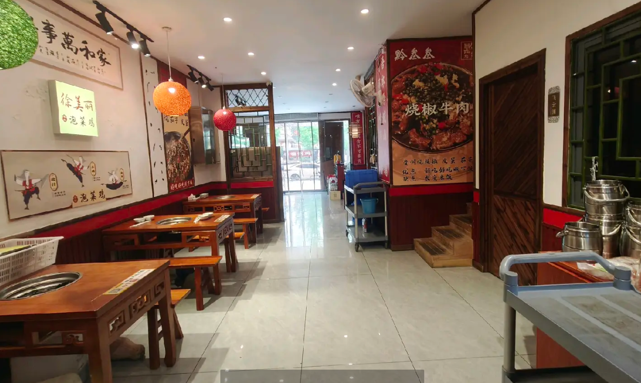 (转让)260平餐饮店精装修配套设施齐全接手就快速营业