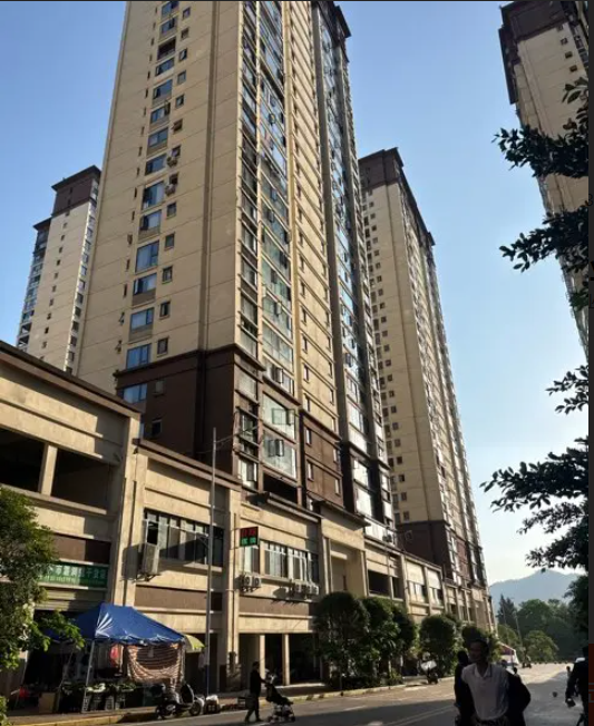 (转让)店面装修整件位置好需要有耐心